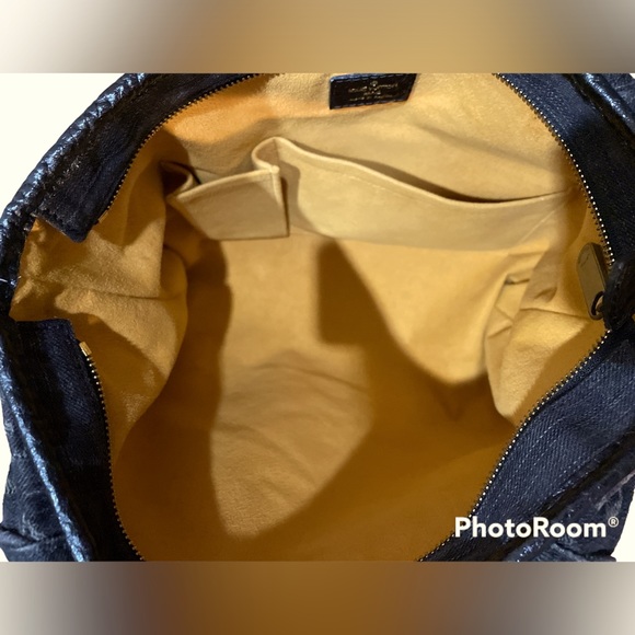 Authentic Louis Vuitton Denim Monogram Neo Cabby MM Black - Picture 14 of 16